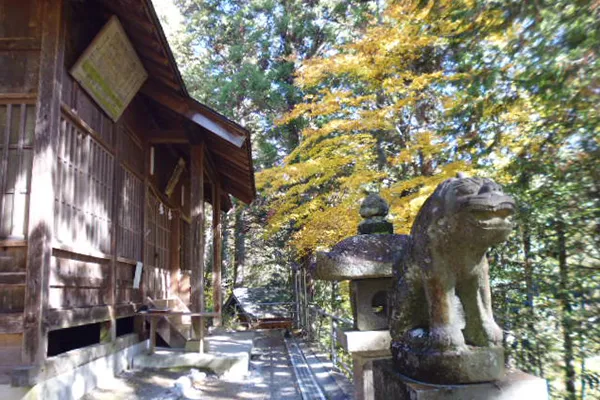 白山神社